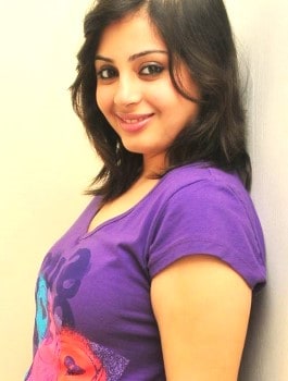 Call Girl in SadashivaNagar - Daksha